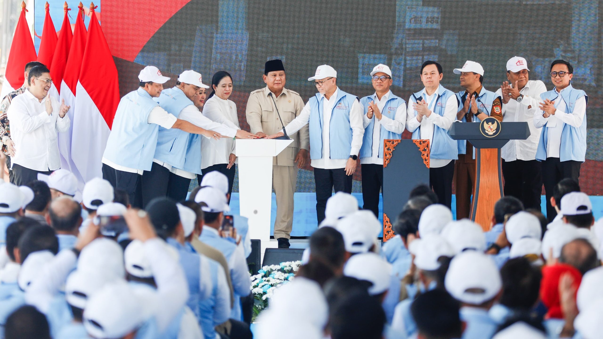 Peluncuran kelembagaan 80.081 Koperasi Desa/Kelurahan Merah Putih (KDMP/KKMP) oleh Presiden Prabowo Subianto pada 21 Juli 2025
