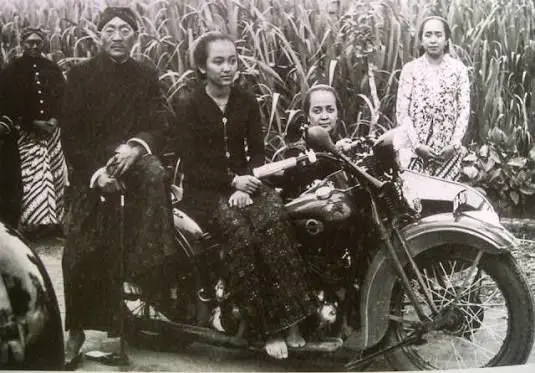 sejarah motor tni dan santri